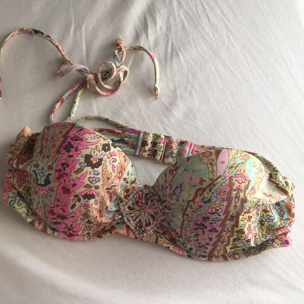 VICTORIA SECRET BIKINI TOP